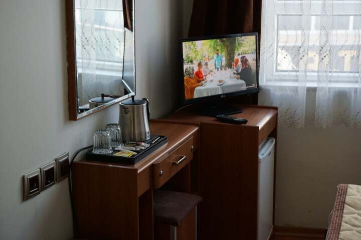 Room 16 of 49