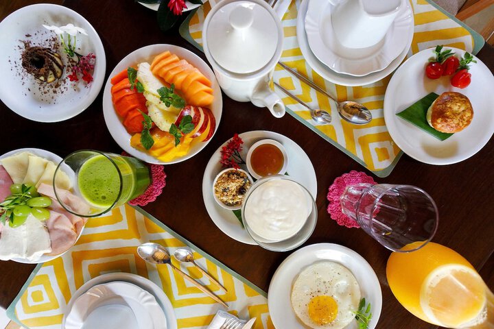 Breakfast/Coffee Service 88 of 96