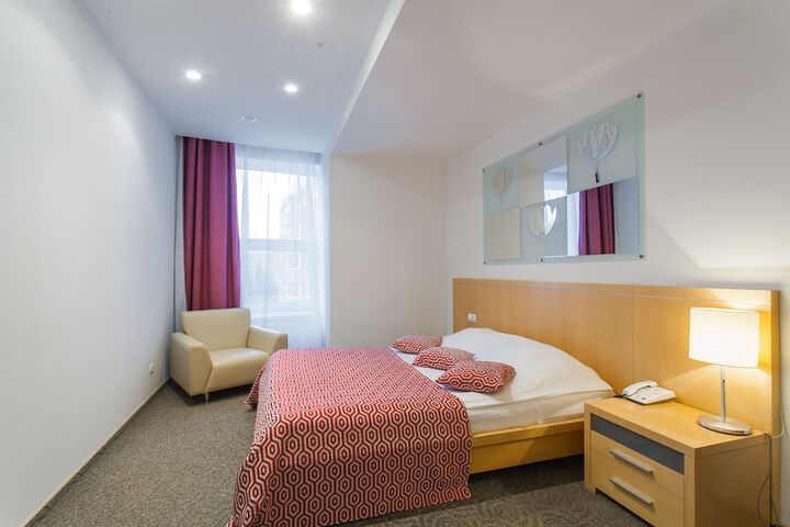 Room 14 of 67