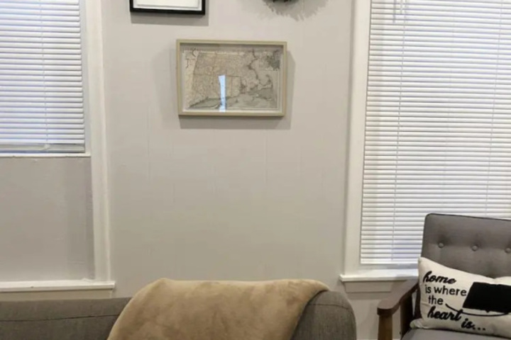 Room 11 of 19