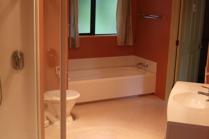 Room 5 of 34
