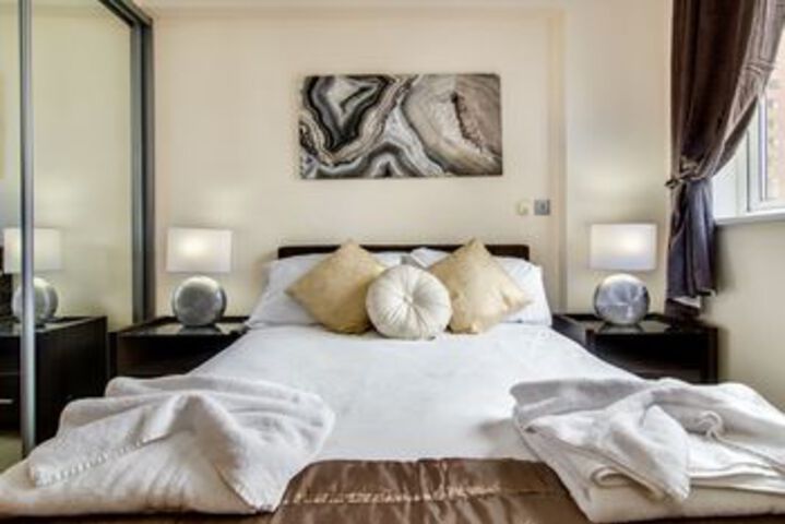 Room 5 of 27