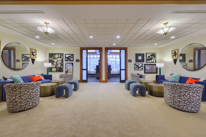 Hotel Interior 4 of 81