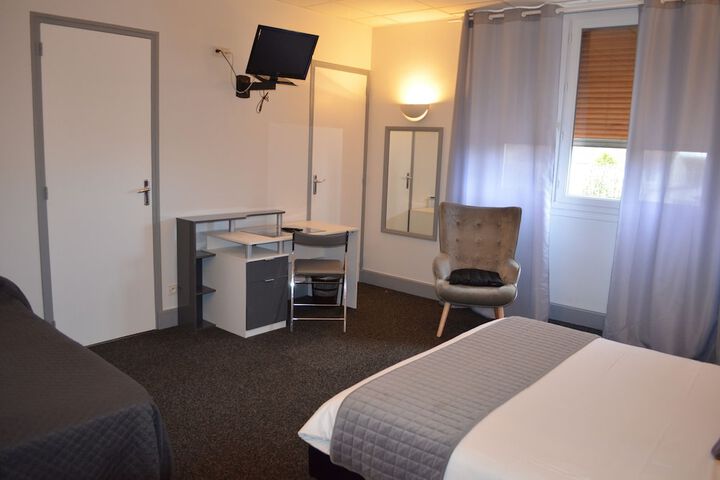 Room 11 of 31