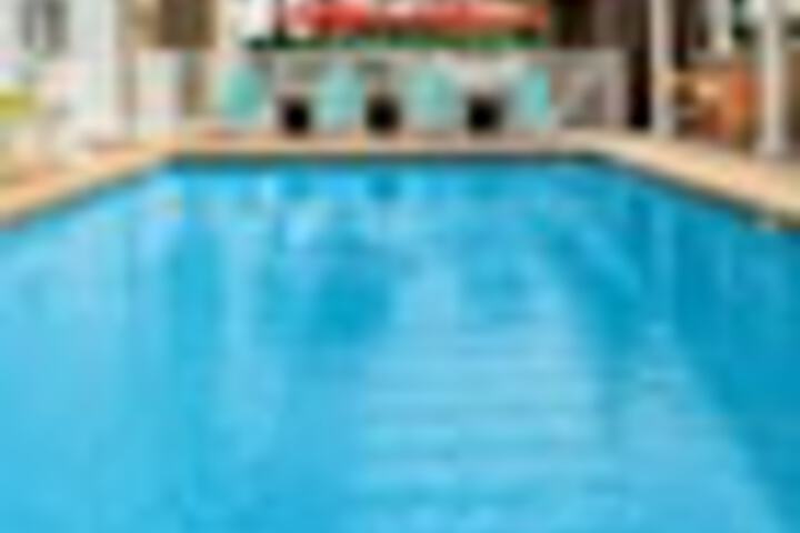 Pool 74 of 108