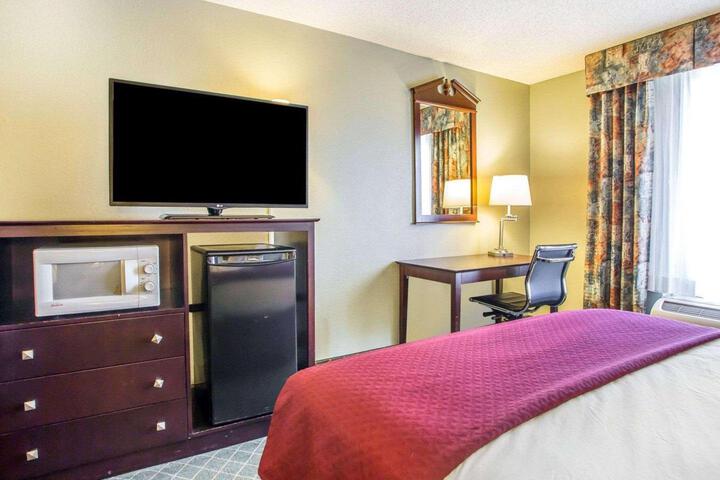 2 Queen Beds (9 of 16)