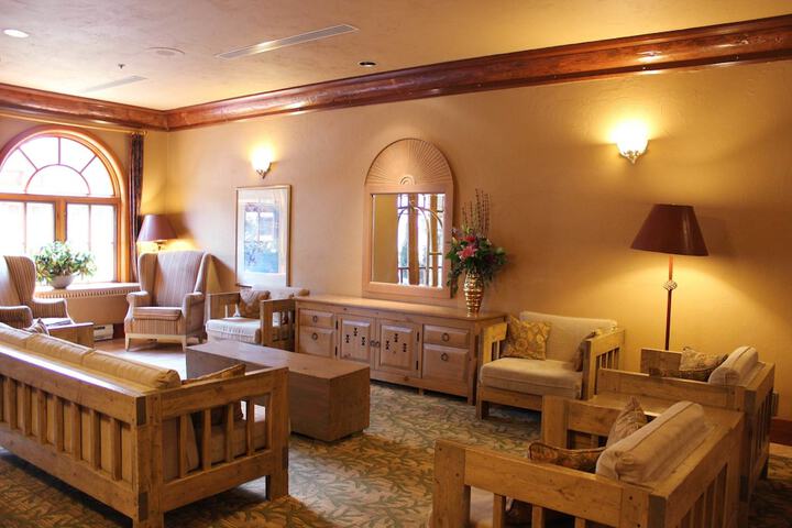 Hotel Interior 4 of 72