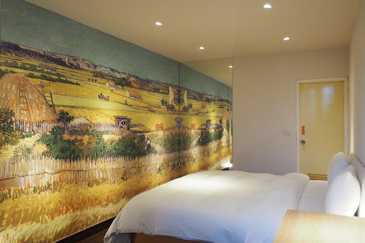 Room 8 of 45