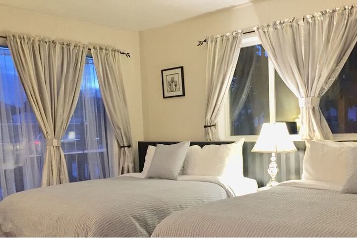 Room 11 of 74