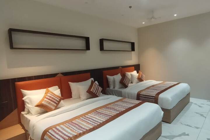 Room 8 of 41