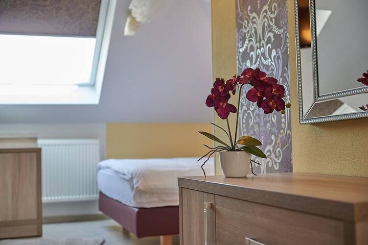 Room 18 of 41