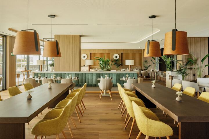 Dining 100 of 130
