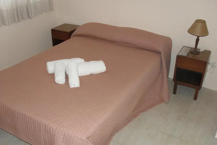 Room 2 of 11