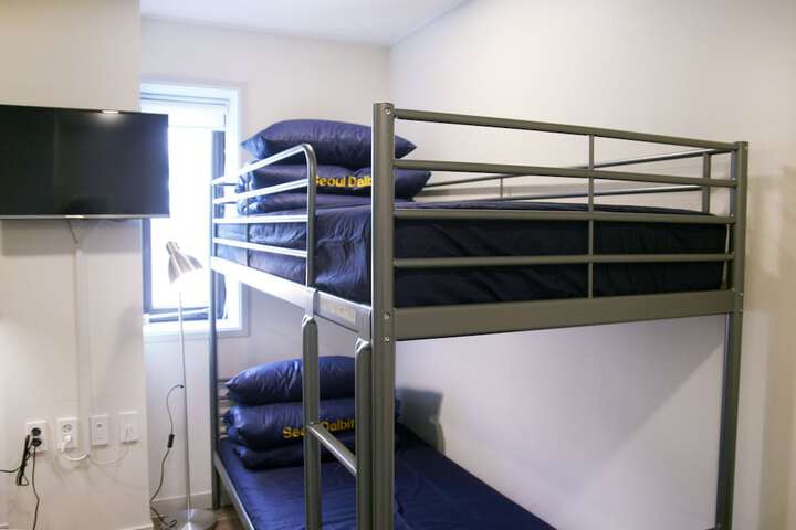 Room 16 of 101