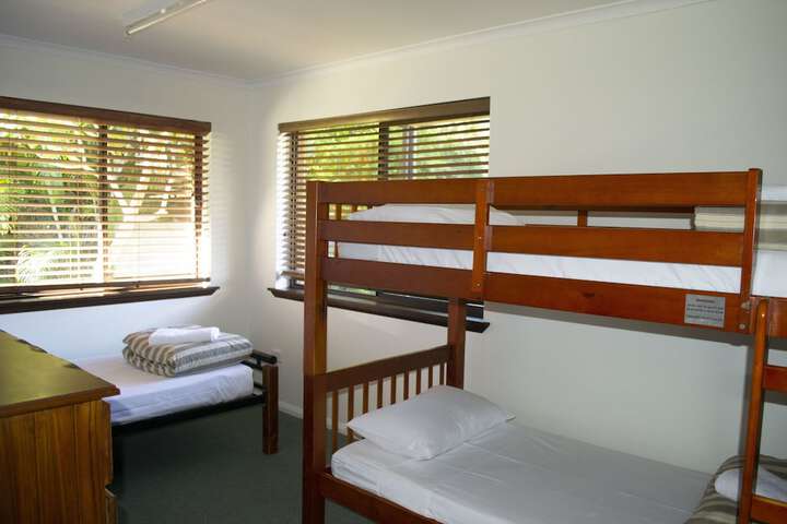Room 5 of 137