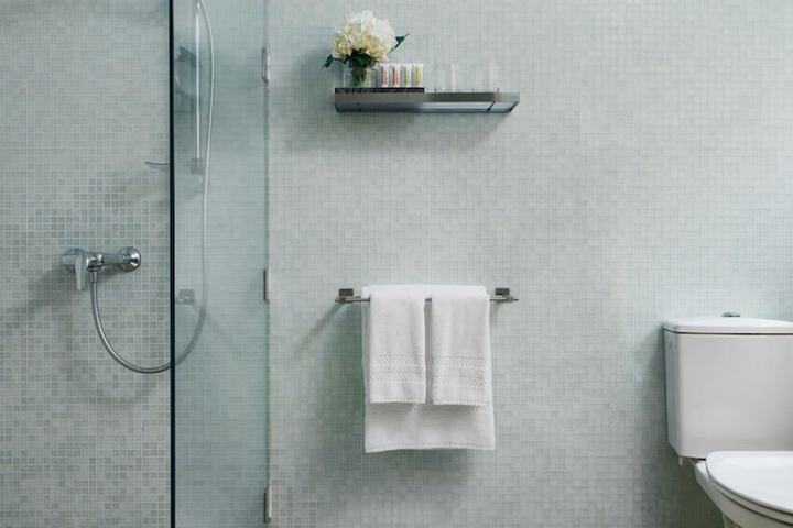 Room 26 of 35