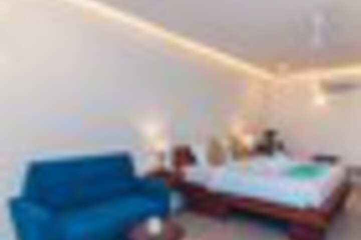 Room 26 of 174