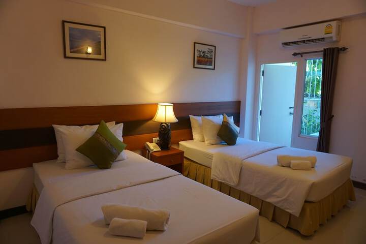 Room 10 of 47
