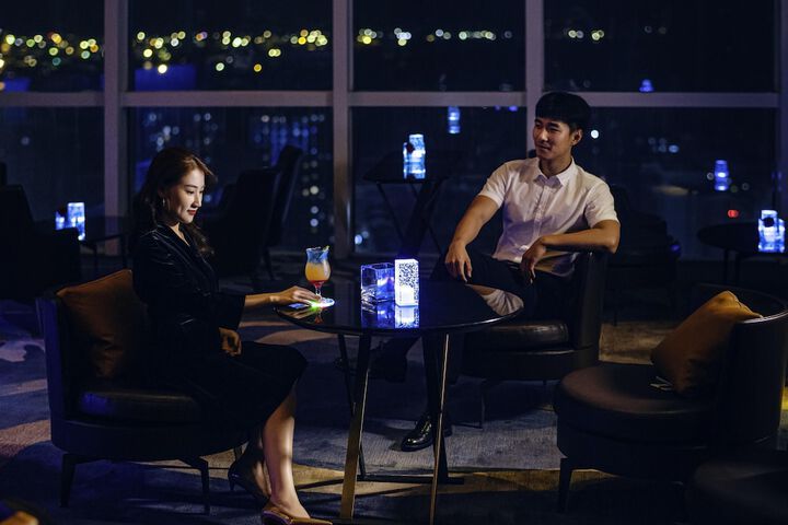 Lounge 61 of 74