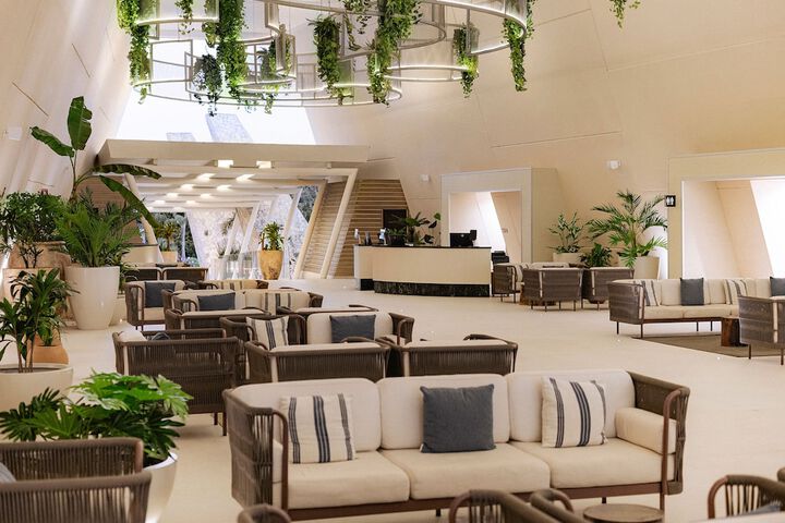 Hotel Interior 8 of 209