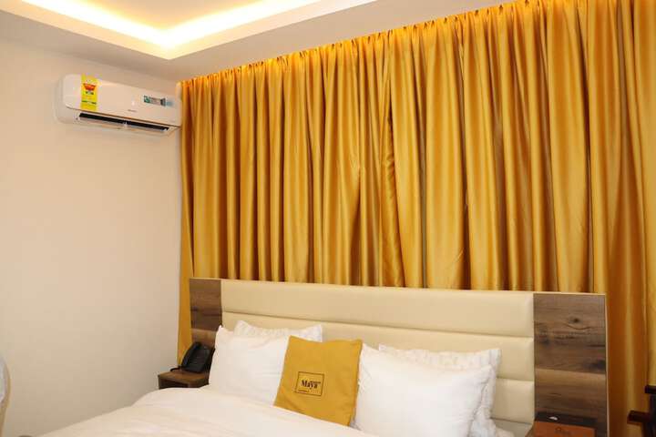 Room 25 of 111