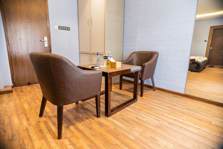 Room 18 of 42