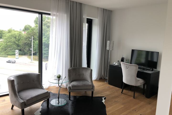Room 12 of 62