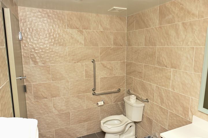Room 33 of 56