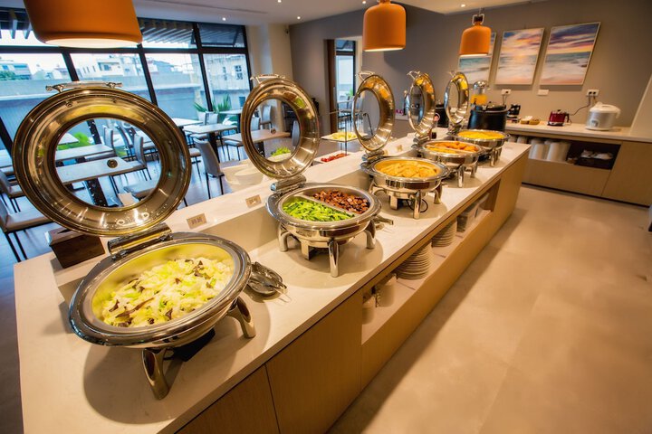 Breakfast/Coffee Service 54 of 63
