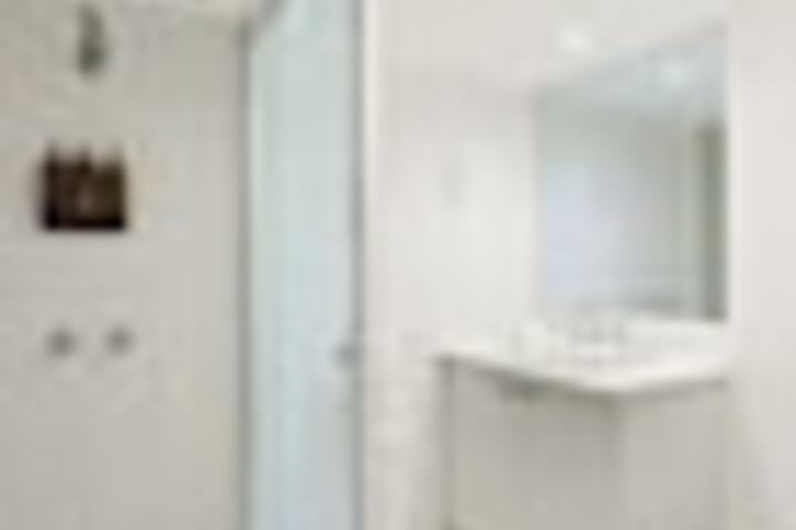 Room 257 of 318