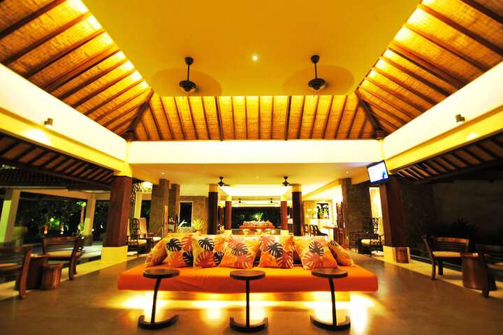 Guest Lobby