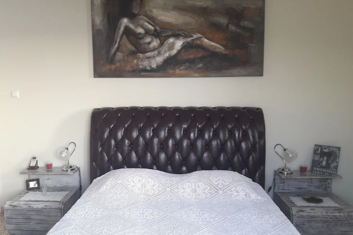 Room 2 of 14