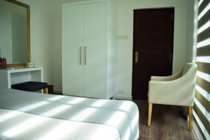 Room 20 of 27