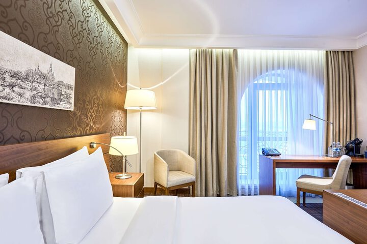 Room 15 of 123
