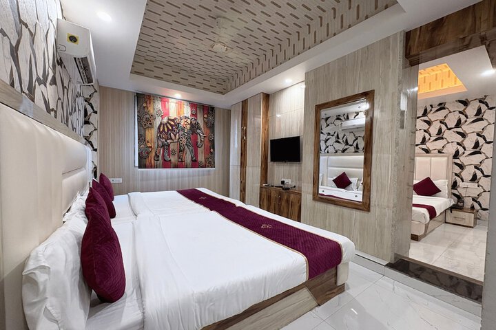 Room 14 of 23