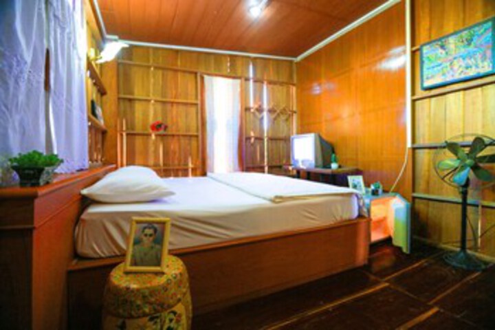Room 103 of 110