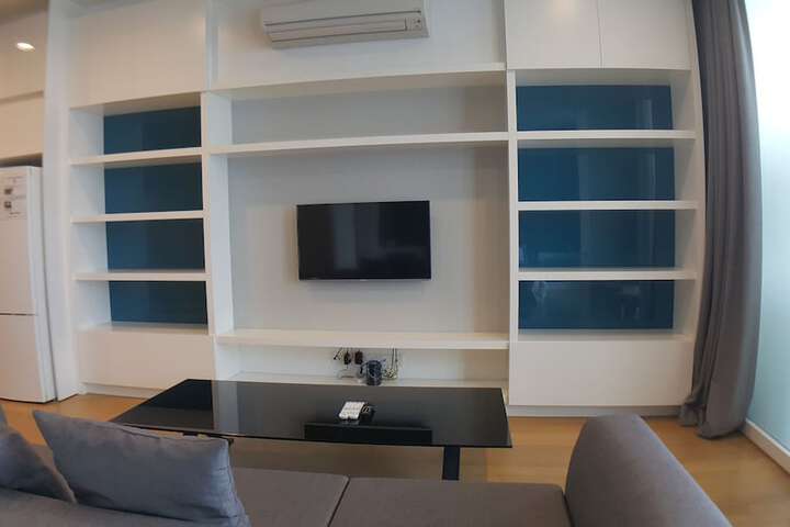 Room 42 of 49