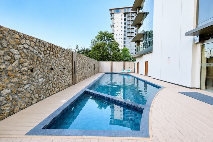 Pool 50 of 59