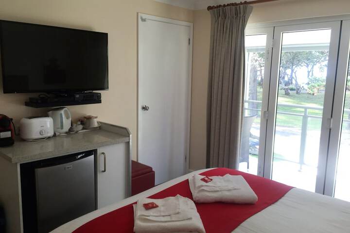 Room 12 of 79