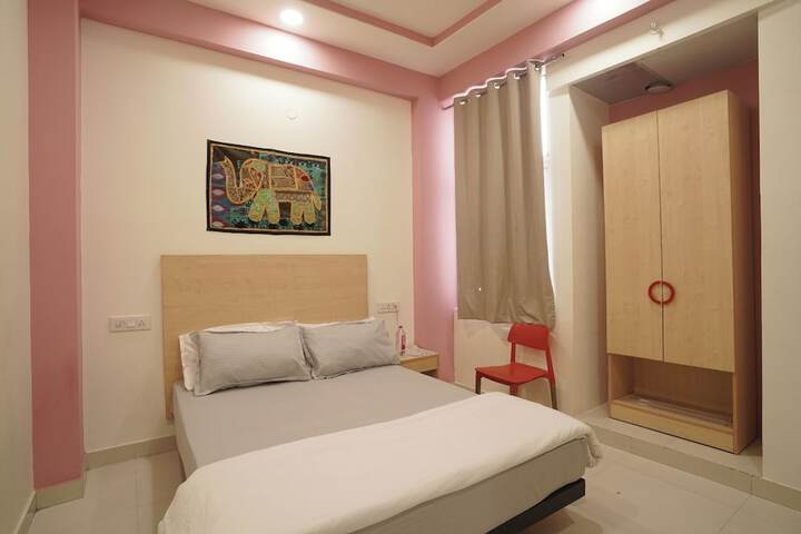 Room 15 of 29