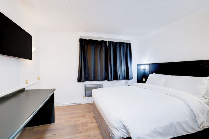 Room 19 of 29