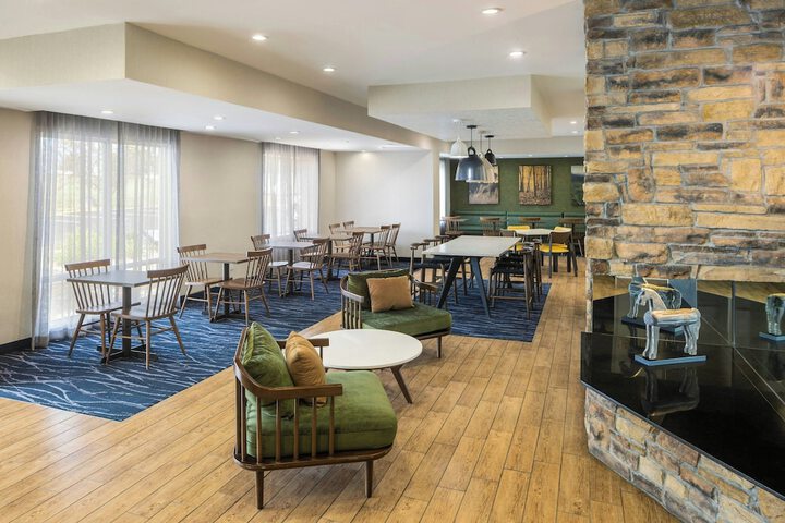 Hotel Lobby