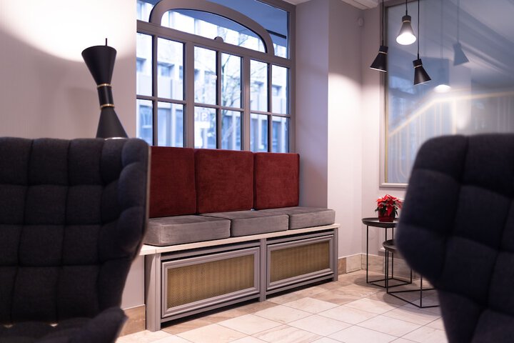 Guest Lobby