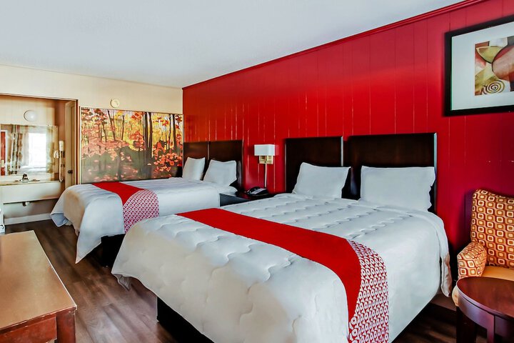 2 Queen Beds (4 of 7)