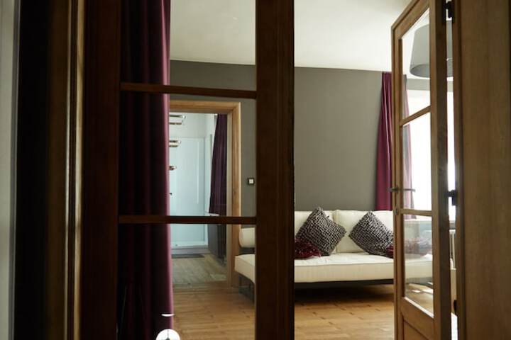 Room 7 of 41