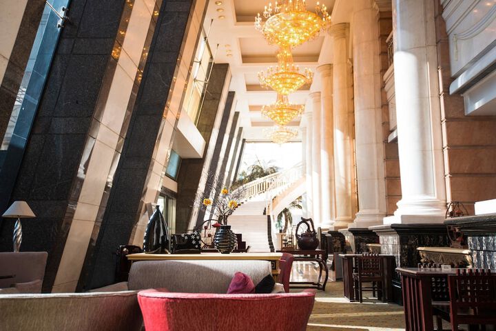 Guest Lobby