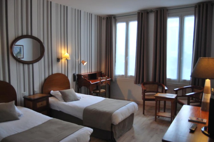 Room 3 of 50