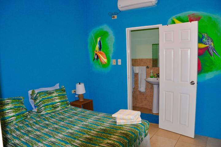 Room 26 of 96