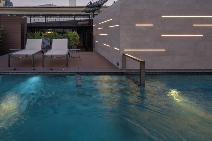 Pool 44 of 95