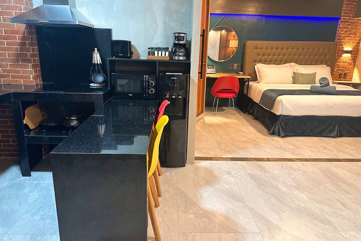 Room 54 of 80
